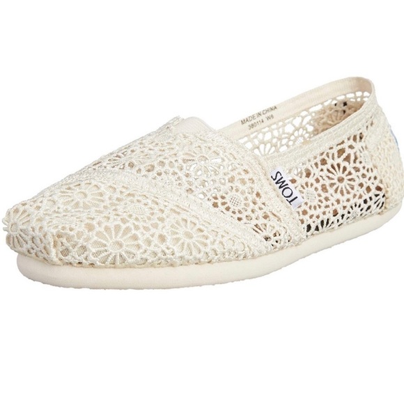 TOMS Natural Crochet Classics - Picture 1 of 10